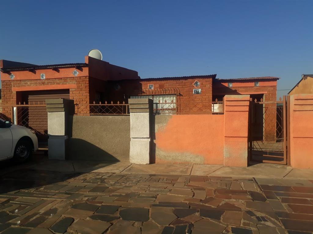 4 Bedroom House for Sale - Gauteng